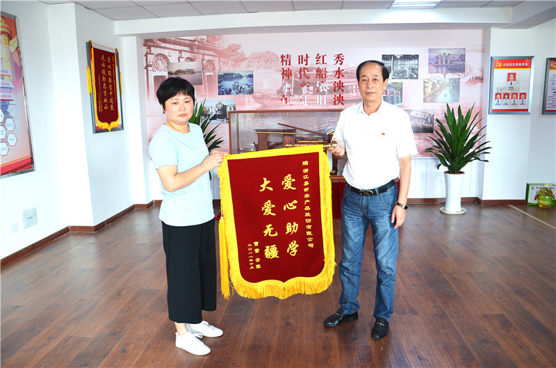 1538980496935474.jpg 1538980496935474.jpg