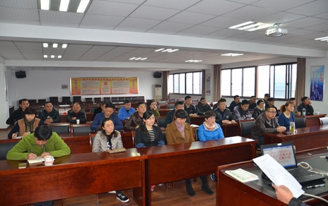 抓落實(shí)、強(qiáng)平臺、重權(quán)益， 聚力凝心推進(jìn)企業(yè)和諧穩(wěn)定發(fā)展