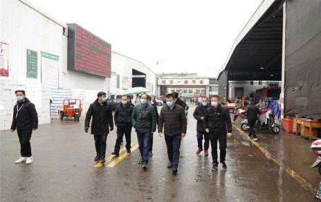 市發(fā)改委、經(jīng)開區(qū)管委會(huì)等上級有關(guān)部門領(lǐng)導(dǎo)帶隊(duì)檢查市場保供工作